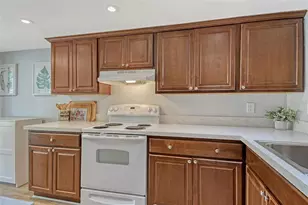 5246 Marsh Field Ln, Sarasota, FL 34235 - Photo 11