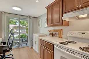 5246 Marsh Field Ln, Sarasota, FL 34235 - Photo 15