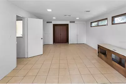 2695 S East Avenue, Sarasota, FL 34239 - Photo 5