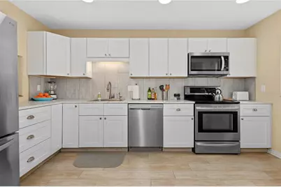 1603 Bayhouse Point Drive #212, Sarasota, FL 34231 - Photo 3