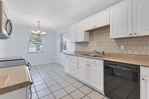 2803 10th Ave W, Bradenton, FL 34205 - Photo 11