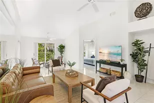 4120 Marseilles Ave, Sarasota, FL 34233 - Photo 9