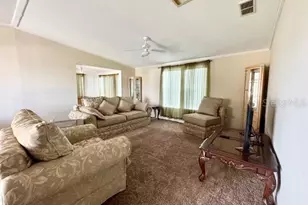 7803 46th Ave N, Saint Petersburg, FL 33709 - Photo 5