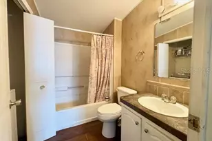 7803 46th Ave N, Saint Petersburg, FL 33709 - Photo 9