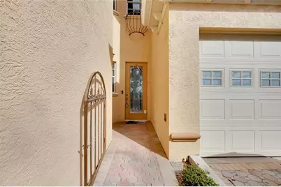 3975 Square East Lane #9, Sarasota, FL 34238 - Photo 5