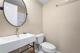 111 Faubel St, Sarasota, FL 34242 - Photo 25