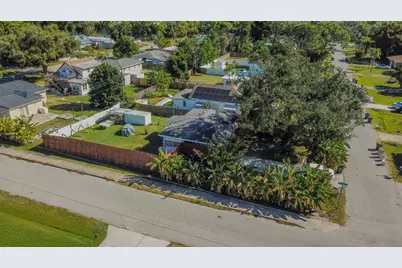 3305 Williamsburg Street, Sarasota, FL 34231 - Photo 5