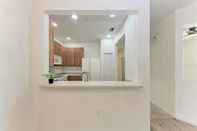 3823 Parkridge Circle #1-101, Sarasota, FL 34243 - Photo 9