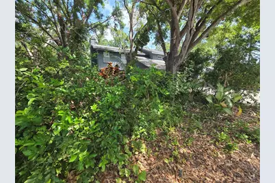 215 48th Street NW, Bradenton, FL 34209 - Photo 9