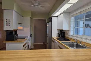 215 48th St NW, Bradenton, FL 34209 - Photo 17