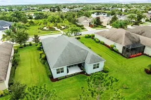 4654 Claremont Park Dr, Bradenton, FL 34211 - Photo 5