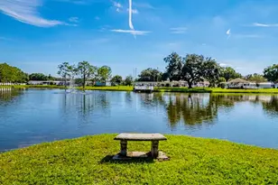 1690 Colonnades Cir N, Lakeland, FL 33811 - Photo 31