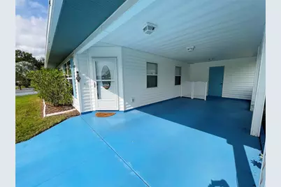 1690 Colonnades Circle N, Lakeland, FL 33811 - Photo 9