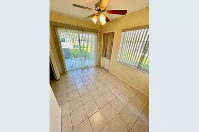 1690 Colonnades Circle N, Lakeland, FL 33811 - Photo 17