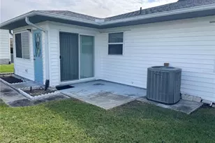 1690 Colonnades Cir N, Lakeland, FL 33811 - Photo 5