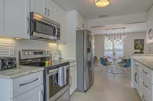 2904 Homasassa Rd, Sarasota, FL 34239 - Photo 17