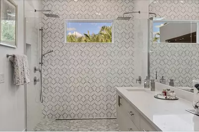 2711 Blossom Drive, Sarasota, FL 34239 - Photo 23