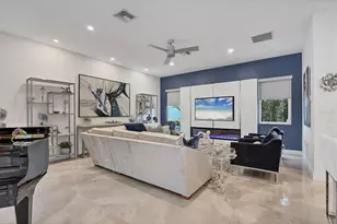 2711 Blossom Dr, Sarasota, FL 34239 - Photo 13