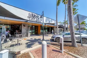 2711 Blossom Dr, Sarasota, FL 34239 - Photo 59