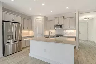 2444 Star Apple Wy, Sarasota, FL 34240 - Photo 3