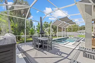 279 Avalon Rd, Venice, FL 34293 - Photo 9