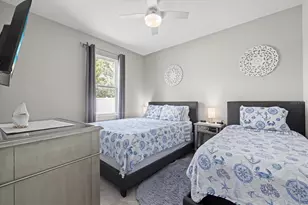 279 Avalon Rd, Venice, FL 34293 - Photo 31