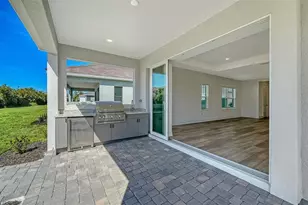 2537 Star Apple Wy, Sarasota, FL 34240 - Photo 3