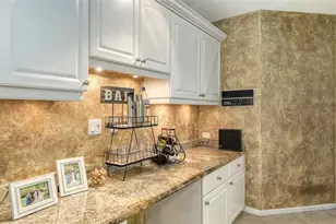 2246 Cork Oak St W, Sarasota, FL 34232 - Photo 21