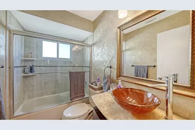 2246 Cork Oak Street W, Sarasota, FL 34232 - Photo 35