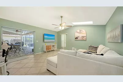 2246 Cork Oak Street W, Sarasota, FL 34232 - Photo 15