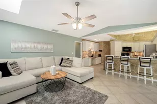 2246 Cork Oak St W, Sarasota, FL 34232 - Photo 17