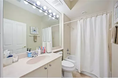5290 Descanso Court #201B19, Sarasota, FL 34238 - Photo 15