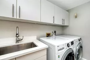 3040 Grand Bay Blvd, Longboat Key, FL 34228 - Photo 47