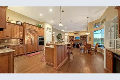 8250 Hugh Alison Place, Sarasota, FL 34240 - Photo 9