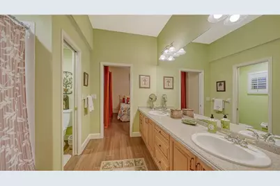 8250 Hugh Alison Place, Sarasota, FL 34240 - Photo 25