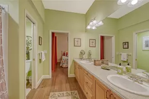 8250 Hugh Alison Pl, Sarasota, FL 34240 - Photo 25