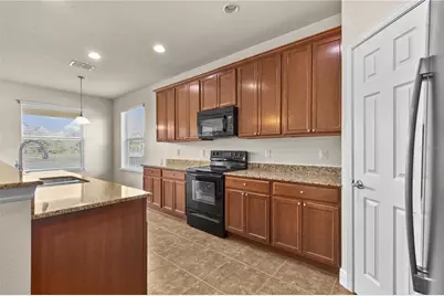 9724 46th Court E, Parrish, FL 34219 - Photo 13