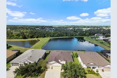 9724 46th Court E, Parrish, FL 34219 - Photo 7