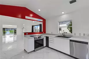 721 Spring Lakes Blvd, Bradenton, FL 34210 - Photo 5