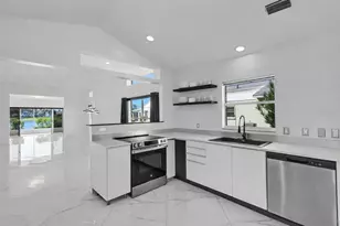 721 Spring Lakes Blvd, Bradenton, FL 34210 - Photo 5