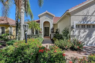 7656 Portstewart Dr, Lakewood Ranch, FL 34202 - Photo 5