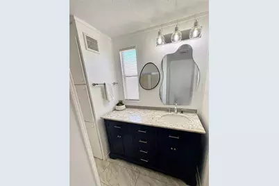 43 N Easter Island Circle, Englewood, FL 34223 - Photo 7