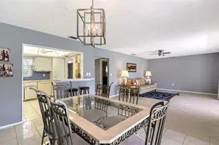 5474 Riverbluff Cir, Sarasota, FL 34231 - Photo 9