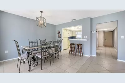 5474 Riverbluff Circle #V35, Sarasota, FL 34231 - Photo 9