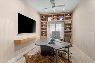 1808 Flower Dr, Sarasota, FL 34239 - Photo 27