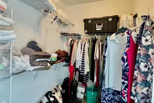 8325 38th St Cir E, Sarasota, FL 34243 - Photo 13