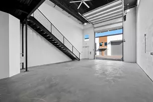 6566 Palmer Park Cir, Sarasota, FL 34238 - Photo 7