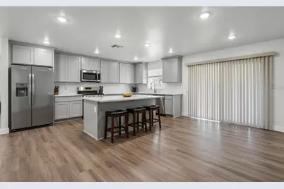 189 Cummins Avenue NE, Port Charlotte, FL 33952 - Photo 7