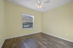 7040 White Willow Ct, Sarasota, FL 34243 - Photo 29