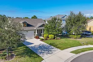 7040 White Willow Ct, Sarasota, FL 34243 - Photo 3